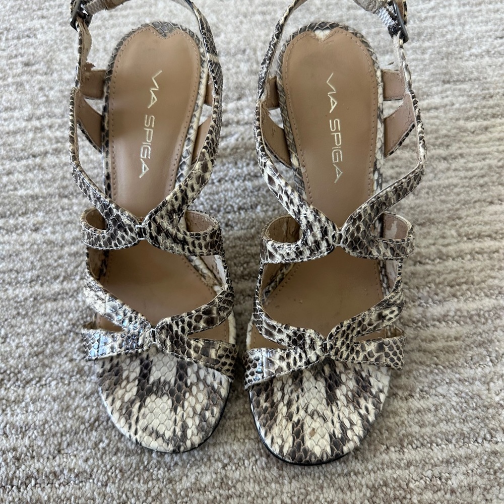 Via Spiga Black and White Strappy Sandals